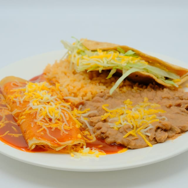 Combo#5 Beef Taco & Enchilada.